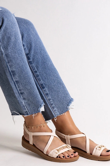 Béžové sandále so zlatou... 2