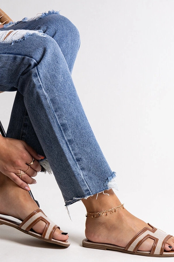 Klasické žabky Baya Brown