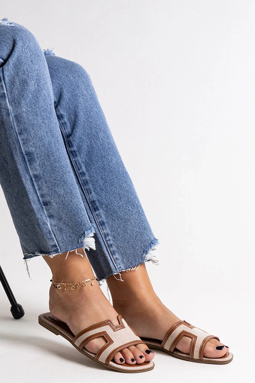 Klasické žabky Baya Brown