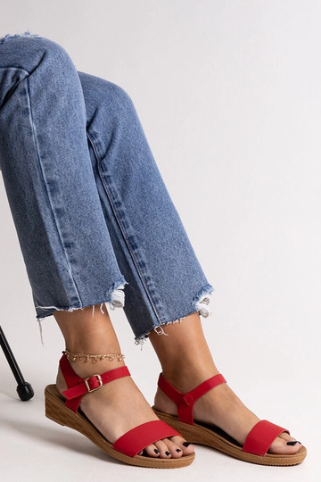 Červené sandále z eko kože... 2