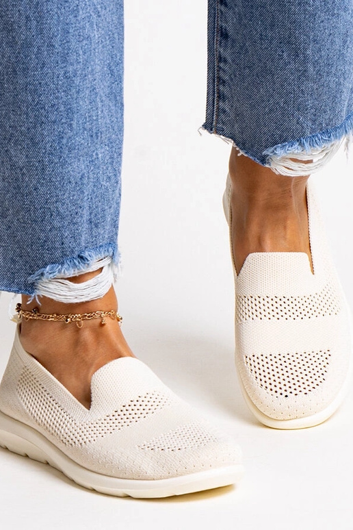 Béžové tenisky s penovou podrážkou...