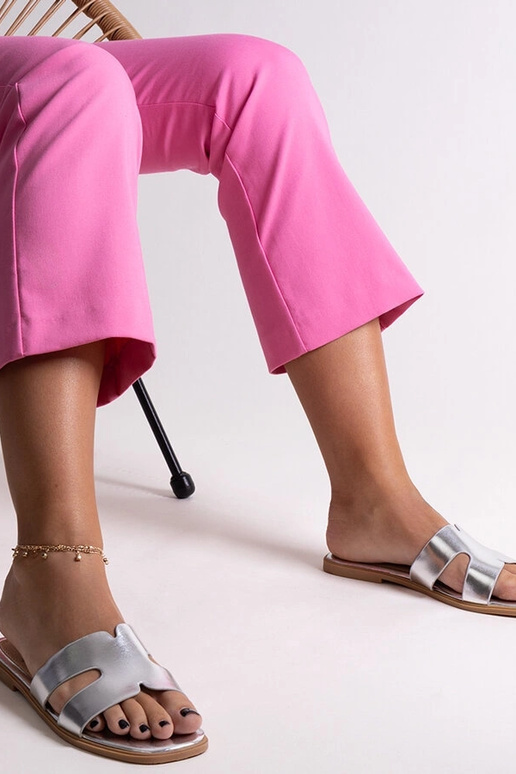 Strieborné klasické šľapky Shala