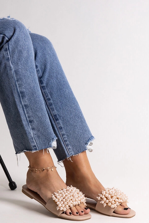 Béžové šľapky zdobené korálkami Atiyene