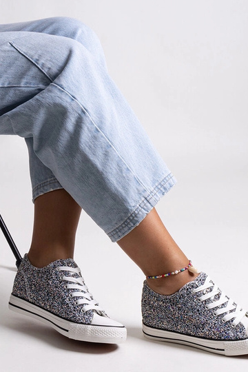 Čierne lesklé vysoké...