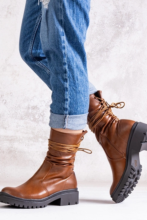 Hnedé čižmy z ekokože Sahera