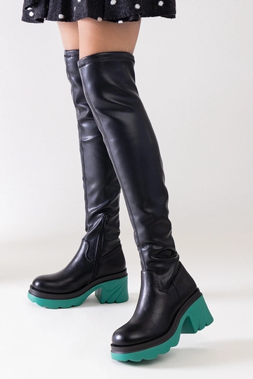 Čierne zateplené čižmy na...