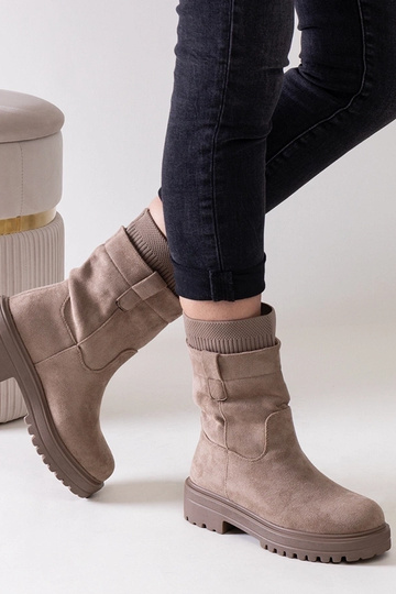 Béžové nazúvacie čižmy so... 2