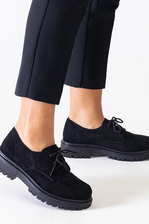 Čierne voľnočasové šnurovacie topánky...