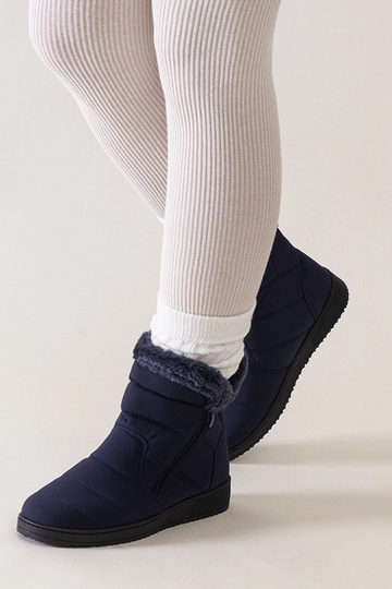 Tmavo modré snehule zdobené... 2