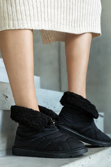 Čierne zateplené snehule... 2