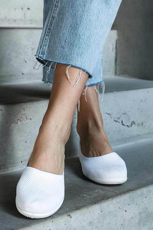 Biele látkové balerínky značky... Biele látkové balerínky značky...