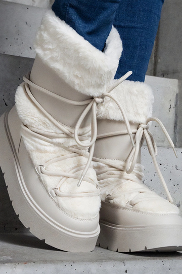 Svetlobéžové zateplené... 2