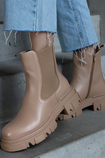 Béžové teplé botky so... 2