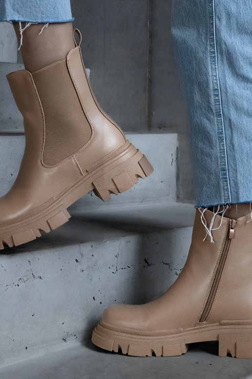 Béžové teplé botky so zipsom z umelej...