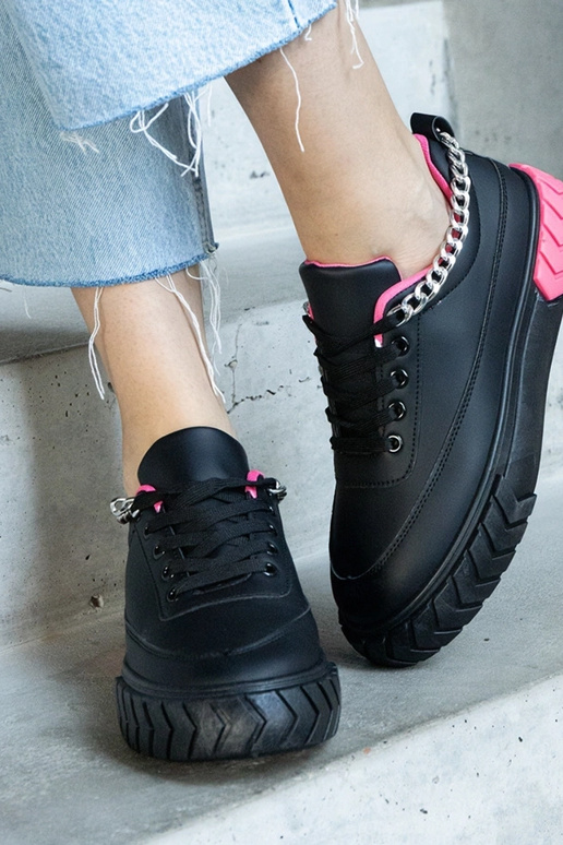 Čierne tenisky s retiazkou Thilda