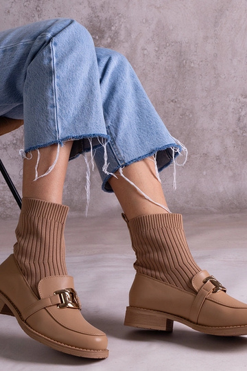 Tmavo béžové členkové čižmy... 2