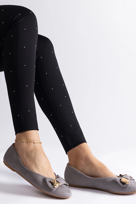 Šedé balerínky zdobené mašľou a...