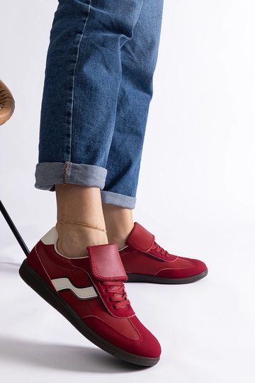 Červené nízke tenisky so...