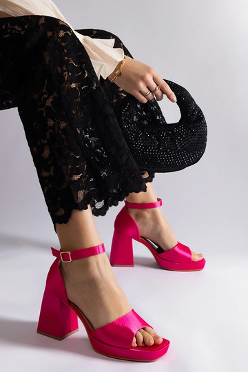 Saucedo Ružové saténové...