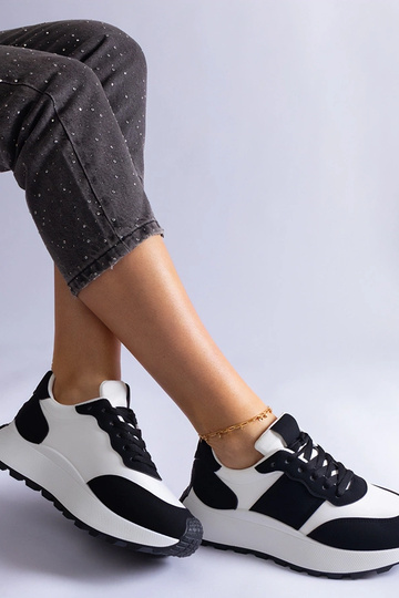 Čierne tenisky na platforme...