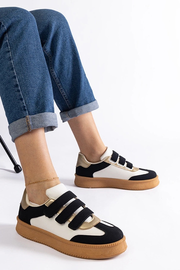 Čierne dámske tenisky so...