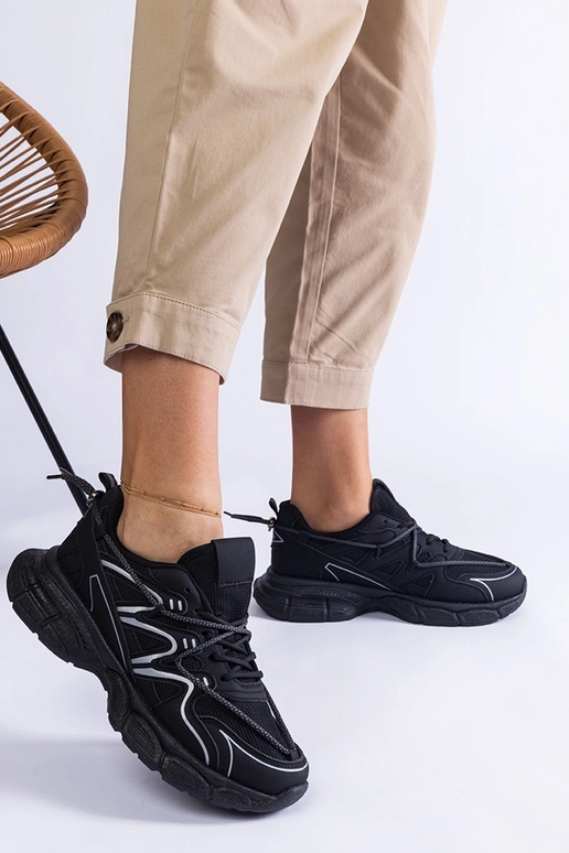 Čierne dámske tenisky s masívnou...