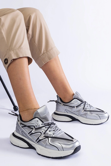 Strieborné dámske tenisky s...