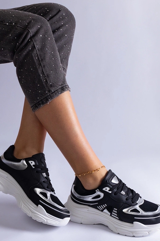 Čierne dámske tenisky so striebornými...