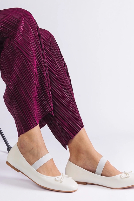 Biele balerínky s elastickou a...