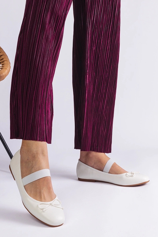 Biele balerínky s elastickou a...