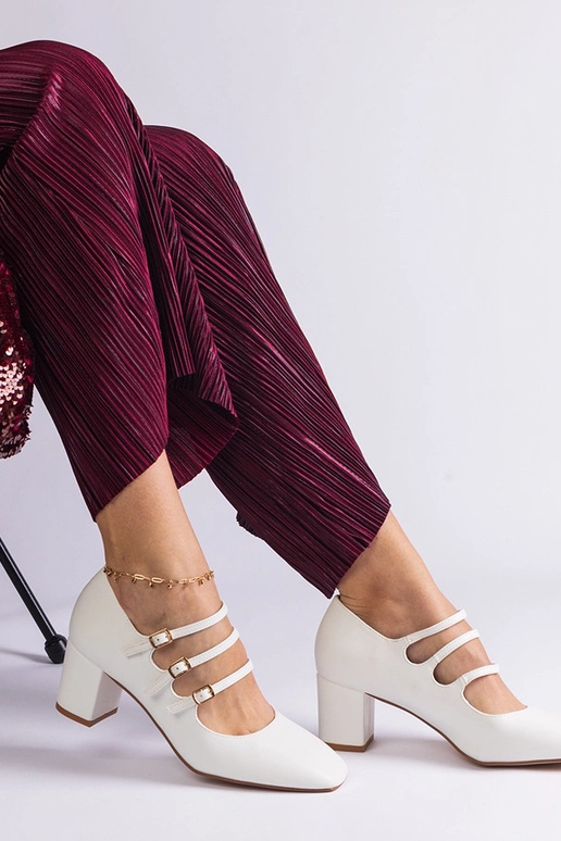 Biele lodičky s blokovým podpätkom a...