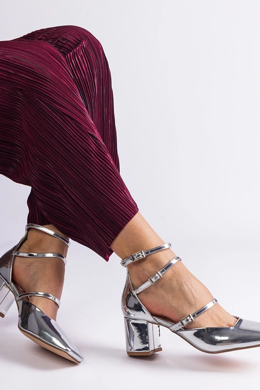 Strieborné lakované lodičky s...