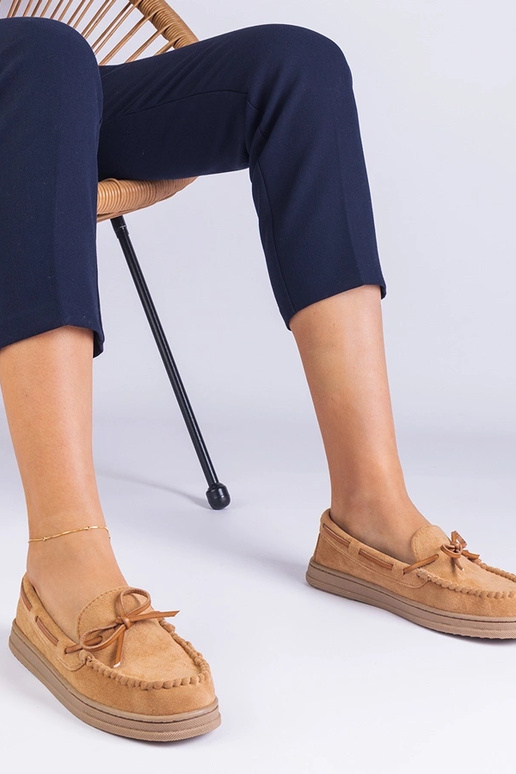 Hnedé dámske topánky z umelej zamše s...