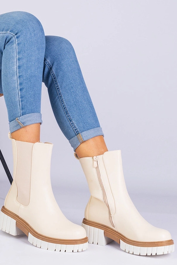 Béžové členkové čižmy z...