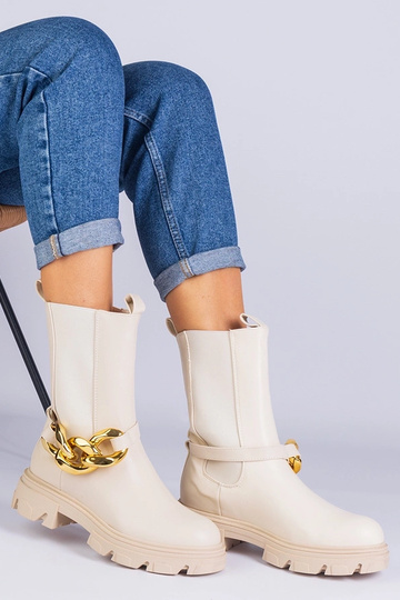 Béžové členkové čižmy...