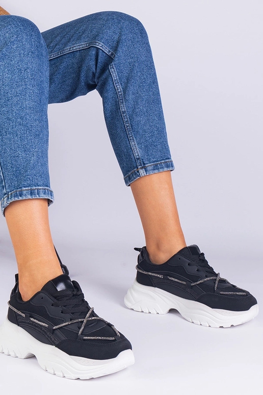 Čierne dámske tenisky zdobené...