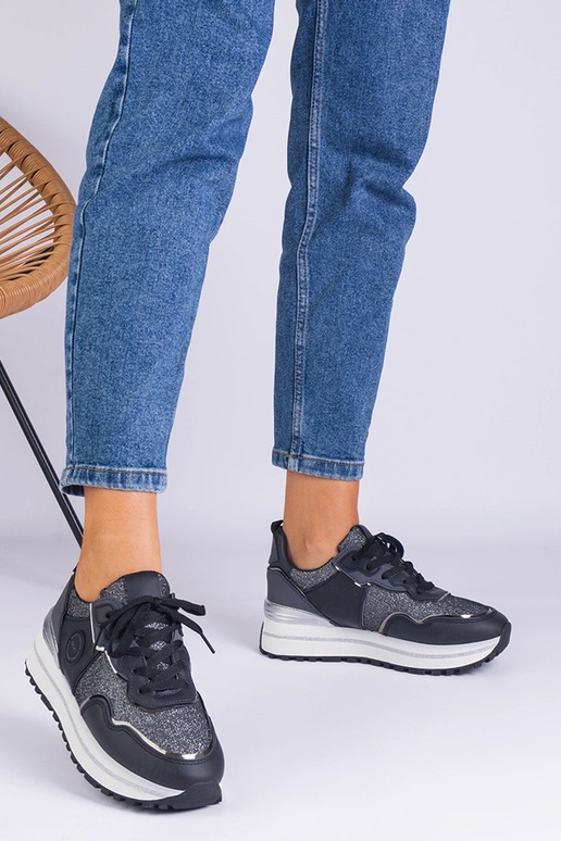 Čierne dámske tenisky zdobené...