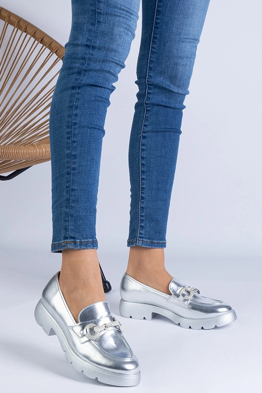 Strieborné klasické poltopánky so... Strieborné klasické poltopánky so...