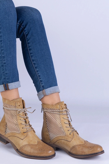 Žlté prelamované ploché...