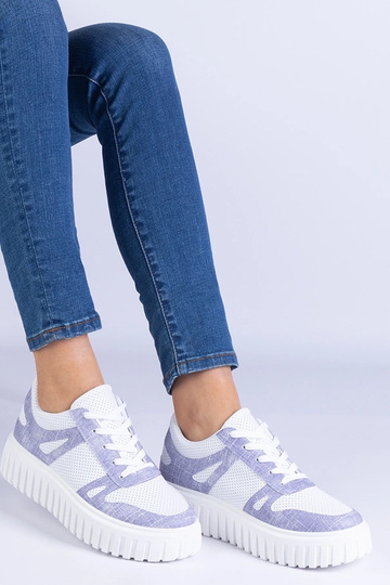 Fialové prelamované tenisky...