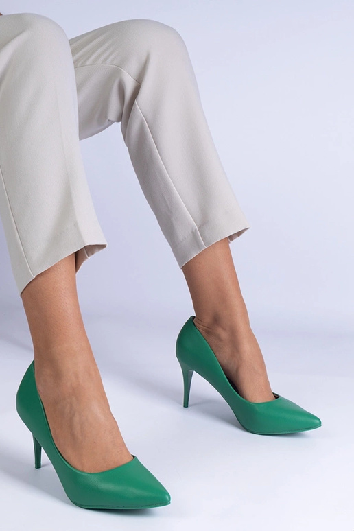 Zelené klasické lodičky z ekokože...