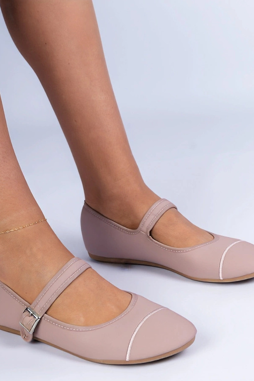 Ružové balerínky s matným povrchom...