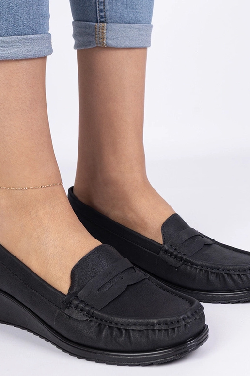 Čierne dámske mokasíny na platforme...
