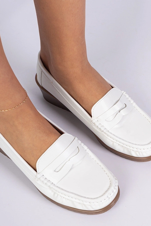 Biele dámske mokasíny na platforme...