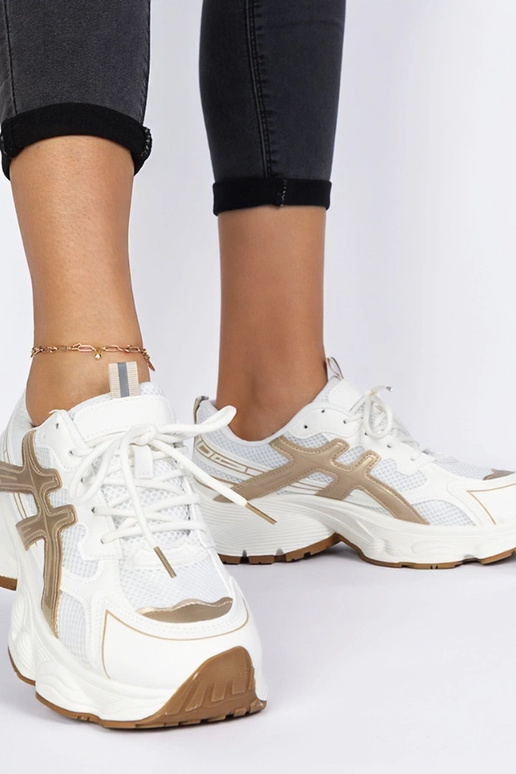 Béžové dámske tenisky na masívnej...