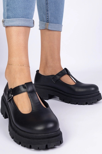 Čierne topánky s platformou...