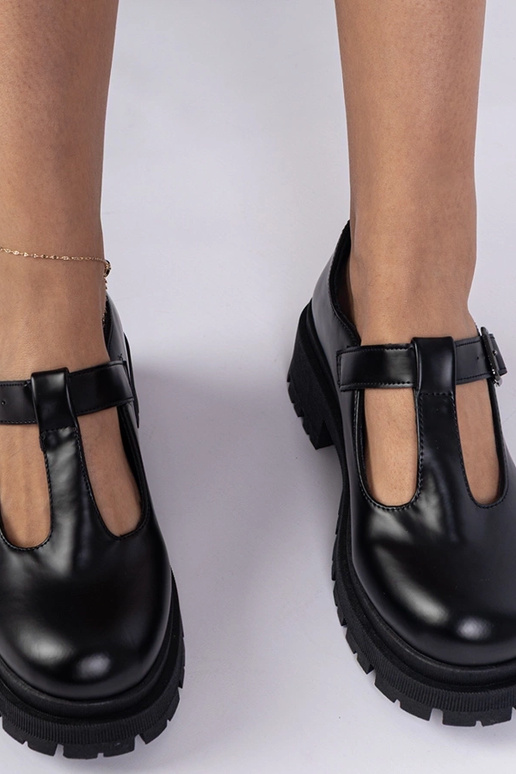 Čierne poltopánky na platforme z...