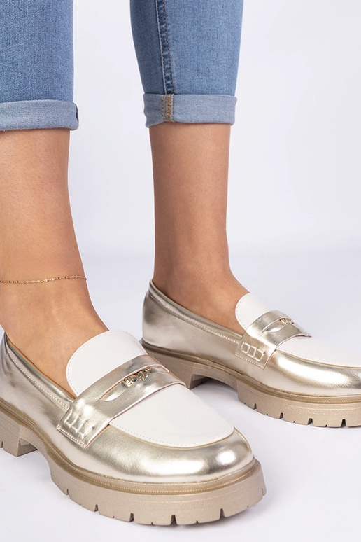 Zlaté dámske mokasíny s bielym...