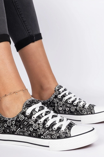 Čierne dámske látkové...