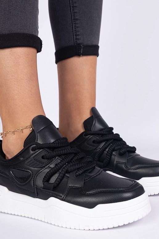 Čierne dámske sneakersy s hrubými...